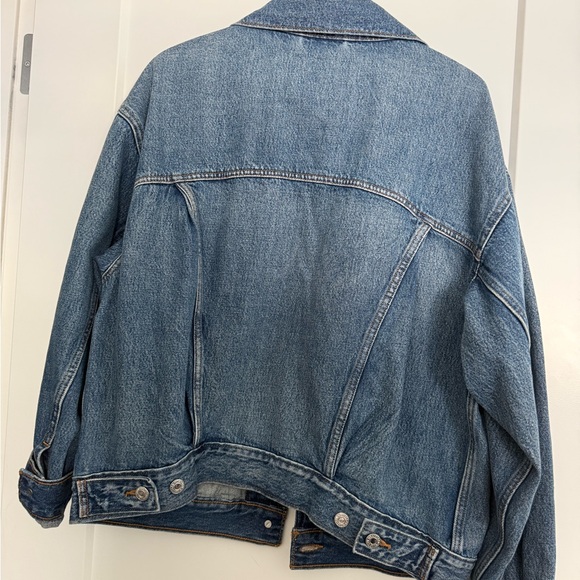Women’s Levis 90s trucker jacket - Picture 2 of 3